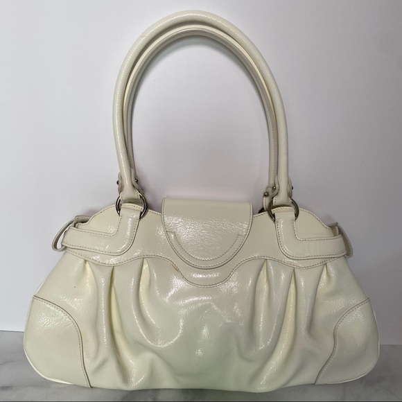 𝅺SALVATORE Ferragamo Marisa Patent Leather Handbag - Picture 4 of 16